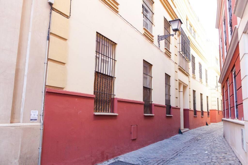 Zona 1 Santa Cruz Parking Privado Apartman Sevilla Kültér fotó