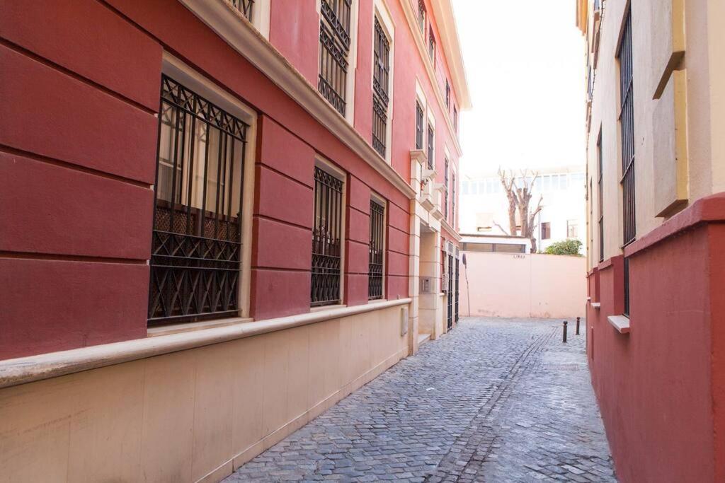 Zona 1 Santa Cruz Parking Privado Apartman Sevilla Kültér fotó