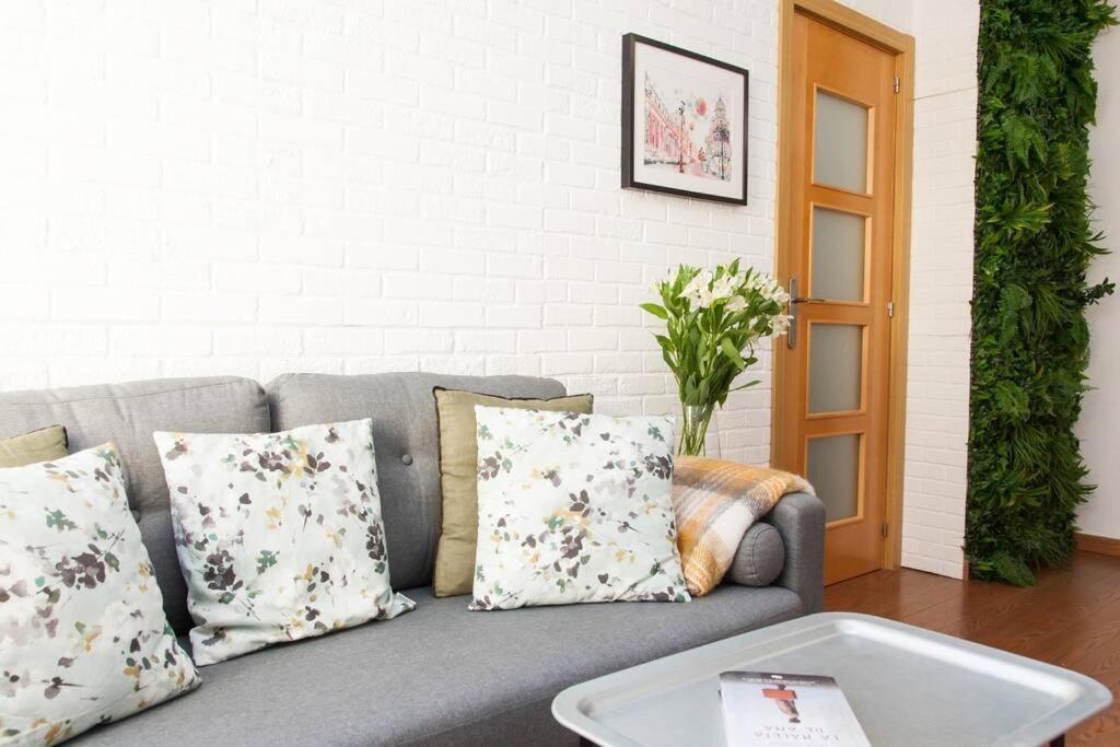 Zona 1 Santa Cruz Parking Privado Apartman Sevilla Kültér fotó