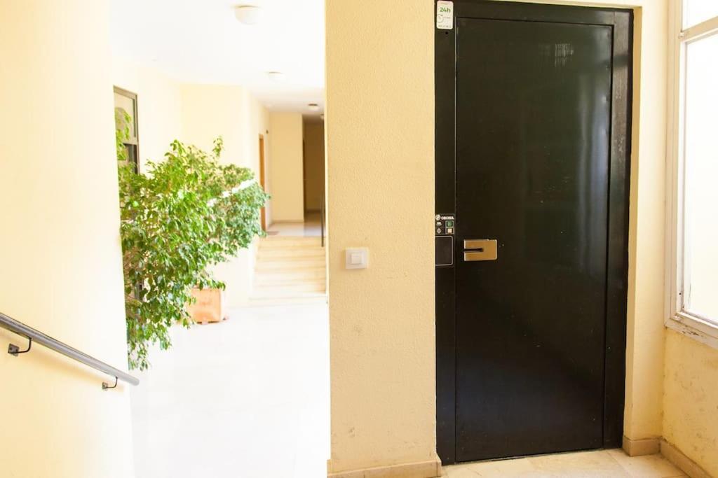 Zona 1 Santa Cruz Parking Privado Apartman Sevilla Kültér fotó